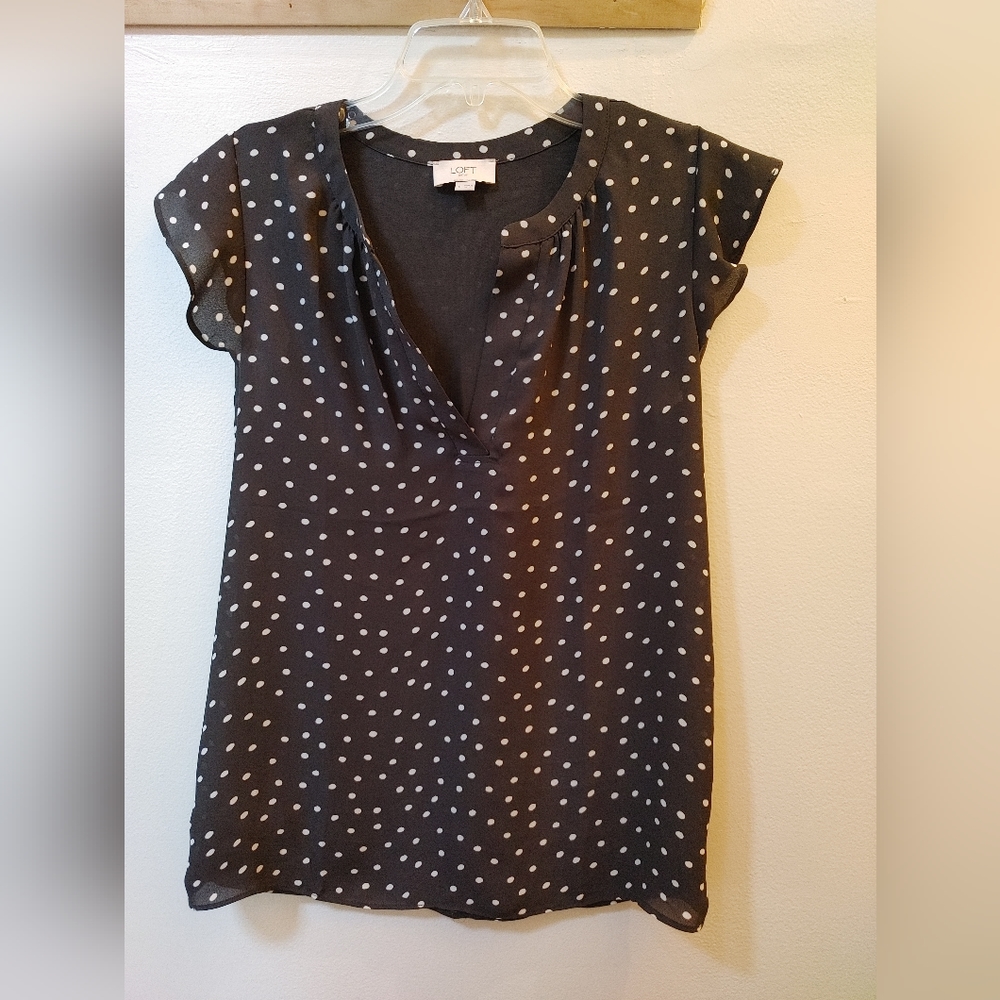 4/$20 Polka dot blouse